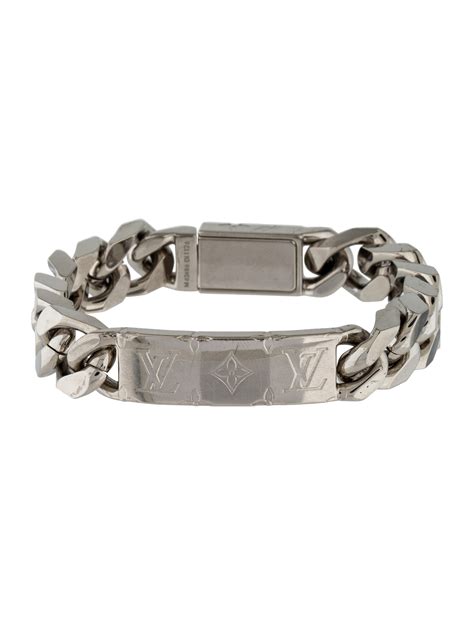 lv chain bracelet.